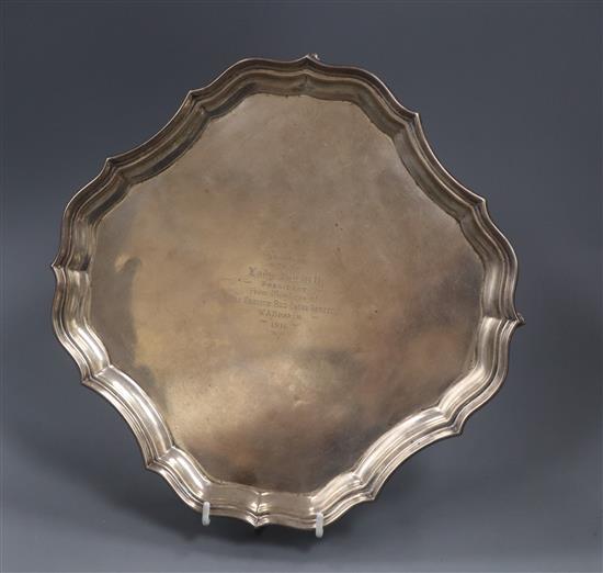 A George V silver salver, Barker Brothers, Chester, 1914, 20 oz.